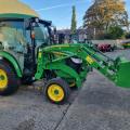 John Deere 3046R