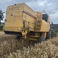 NEW HOLLAND TX32