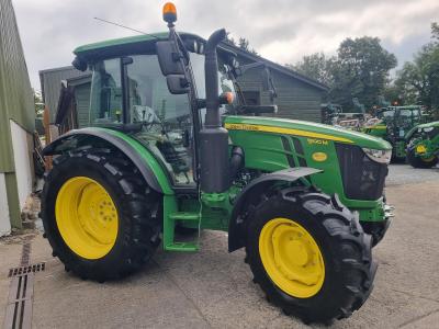 2022 JOHN DEERE 5100M