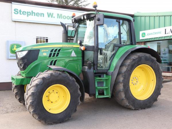 JOHN DEERE 6115M