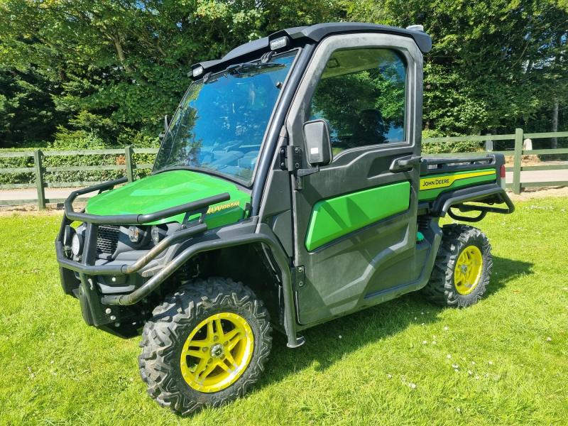 JOHN DEERE XUV 865M