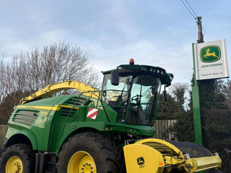 JOHN DEERE 8600i