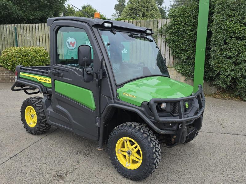 JOHN DEERE XUV 865M